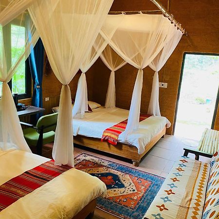 Pu Luong Homestay & Tours Huong Ba Thuoc Esterno foto