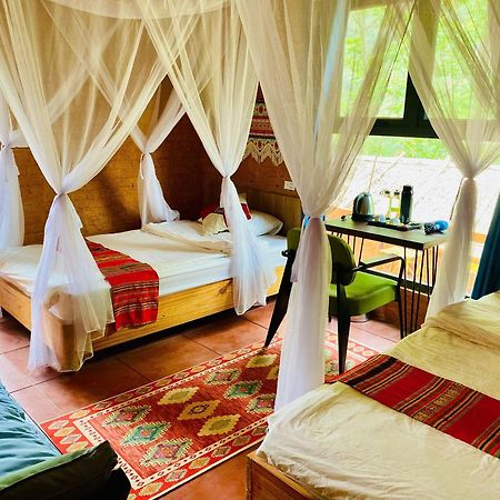 Pu Luong Homestay & Tours Huong Ba Thuoc Esterno foto
