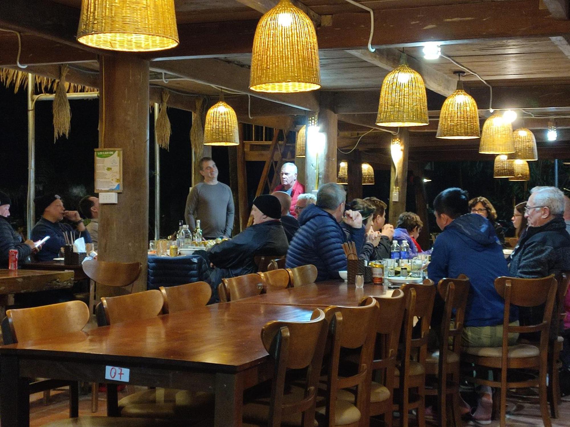 Pu Luong Homestay & Tours Huong Ba Thuoc Esterno foto
