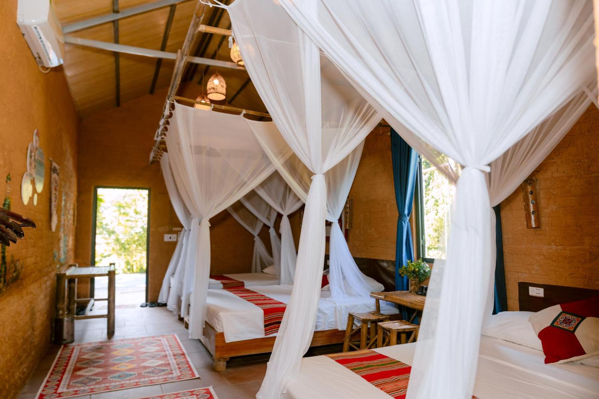 Pu Luong Homestay & Tours Huong Ba Thuoc Esterno foto