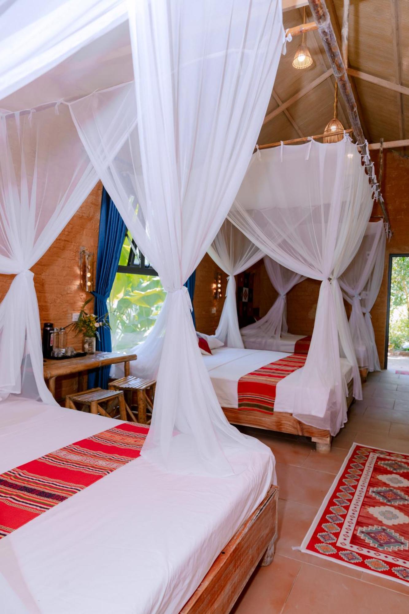 Pu Luong Homestay & Tours Huong Ba Thuoc Esterno foto