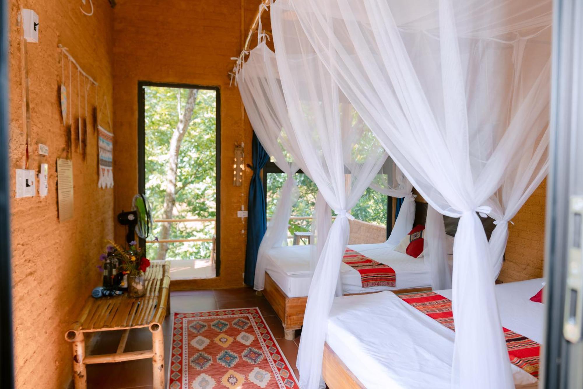 Pu Luong Homestay & Tours Huong Ba Thuoc Esterno foto