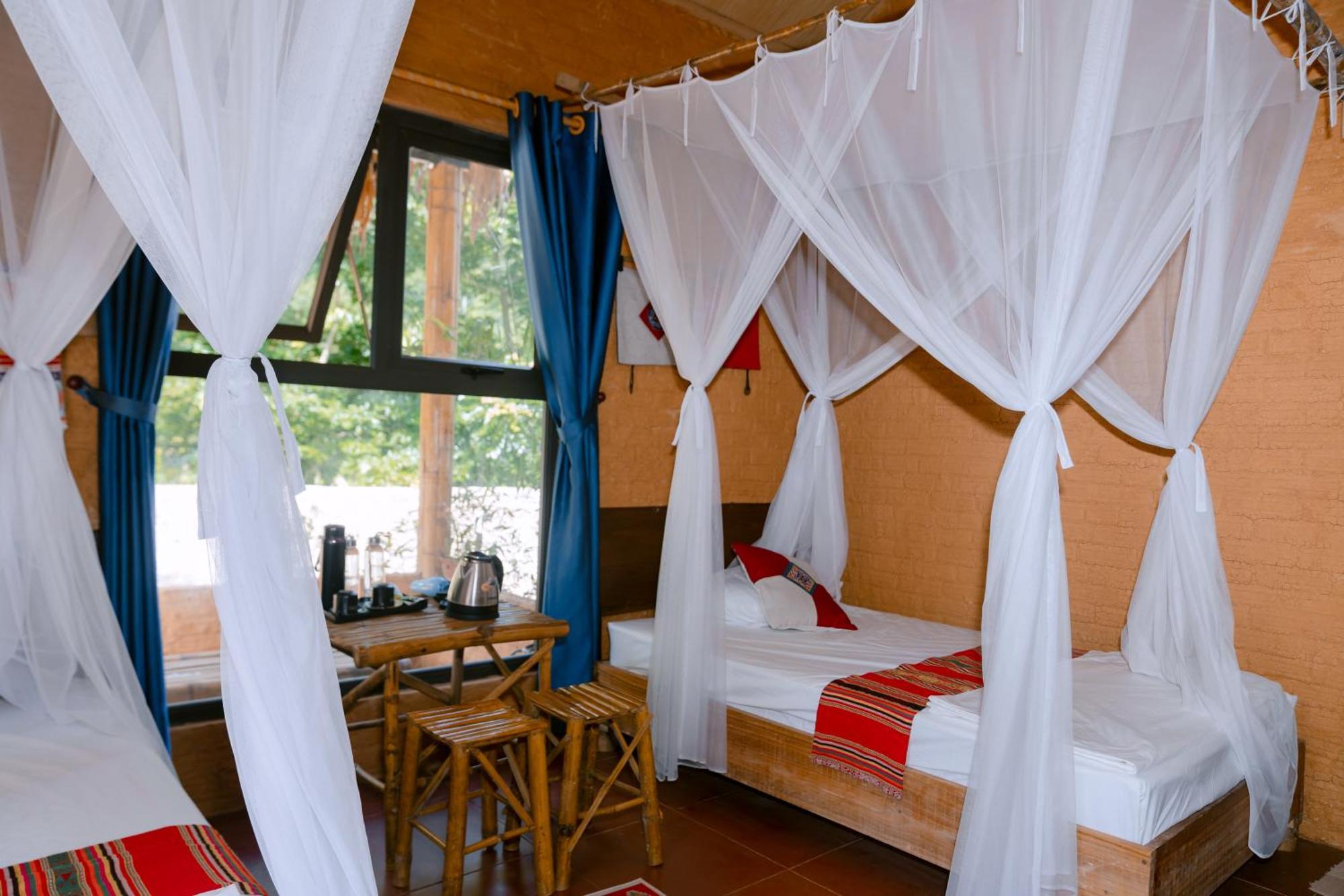 Pu Luong Homestay & Tours Huong Ba Thuoc Esterno foto