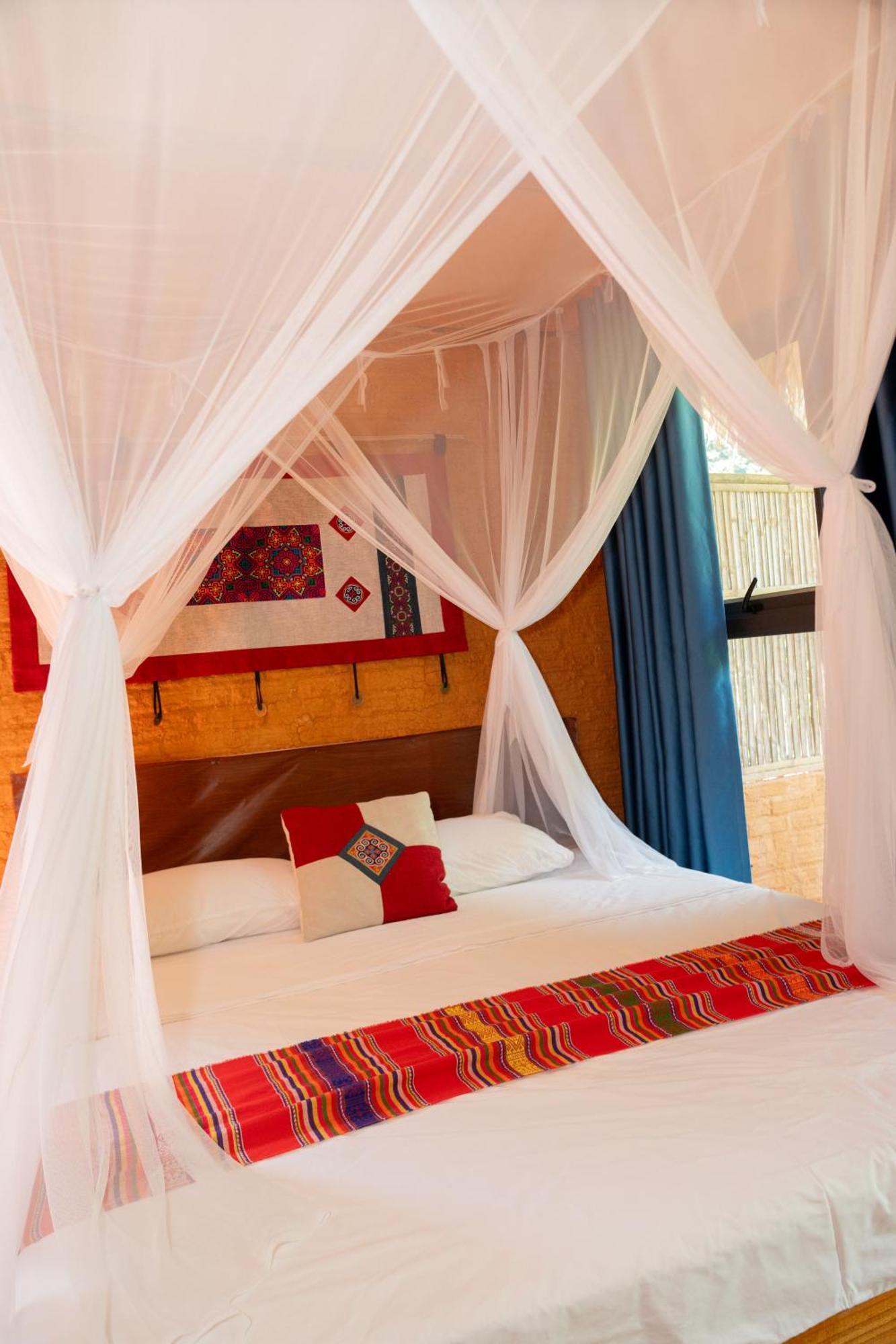 Pu Luong Homestay & Tours Huong Ba Thuoc Esterno foto