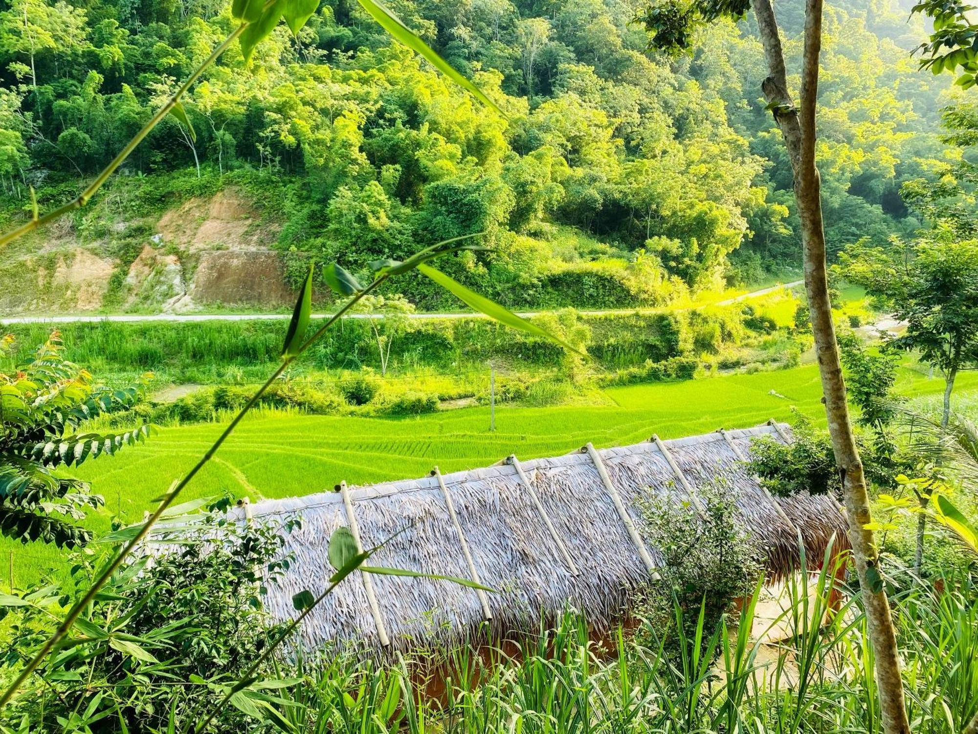 Pu Luong Homestay & Tours Huong Ba Thuoc Esterno foto