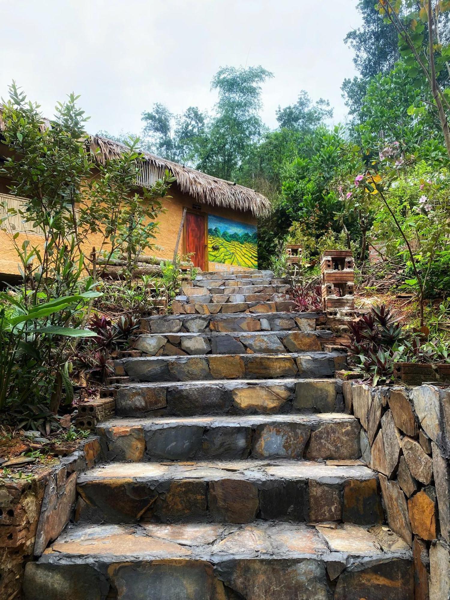 Pu Luong Homestay & Tours Huong Ba Thuoc Esterno foto