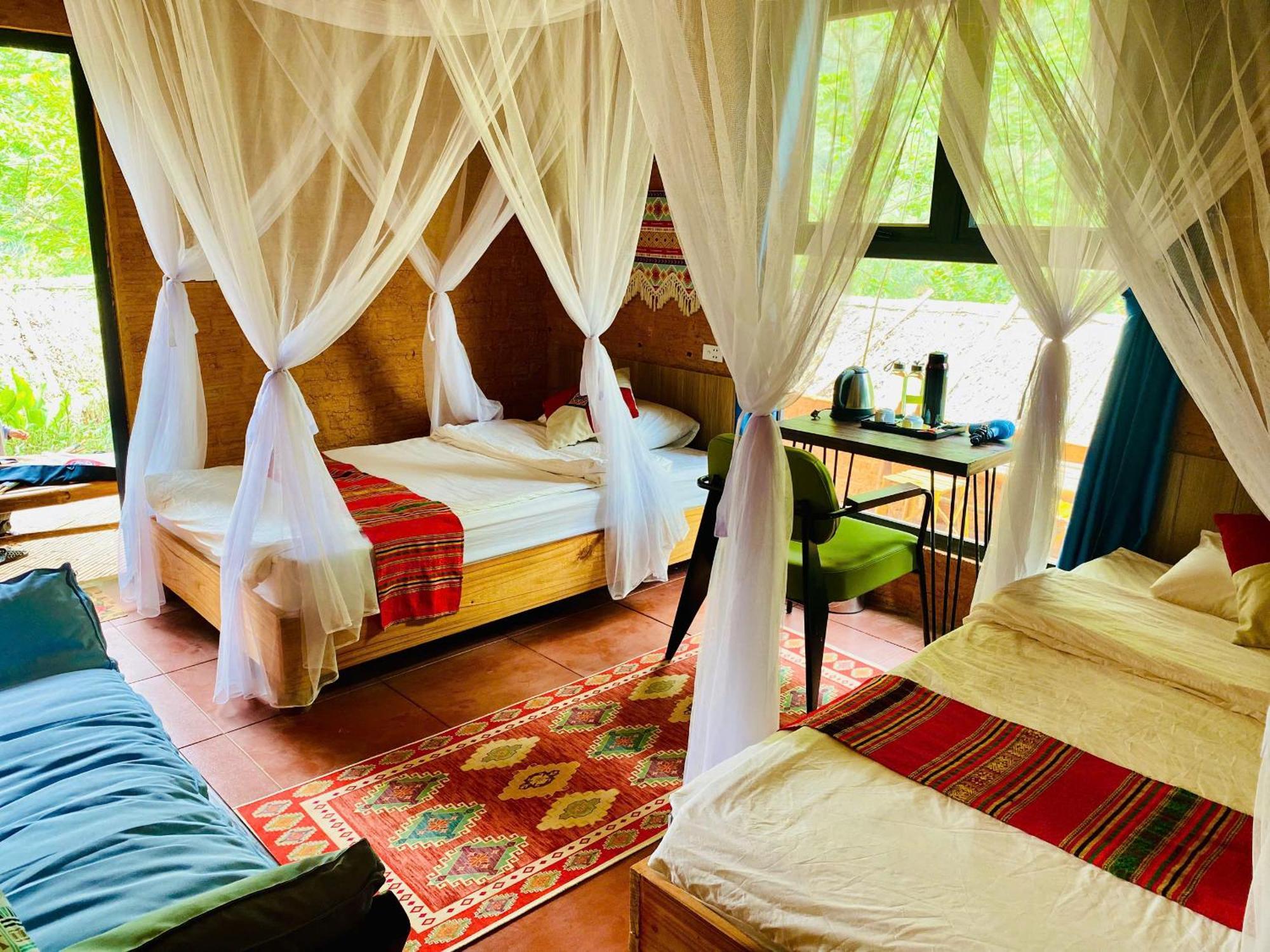 Pu Luong Homestay & Tours Huong Ba Thuoc Esterno foto